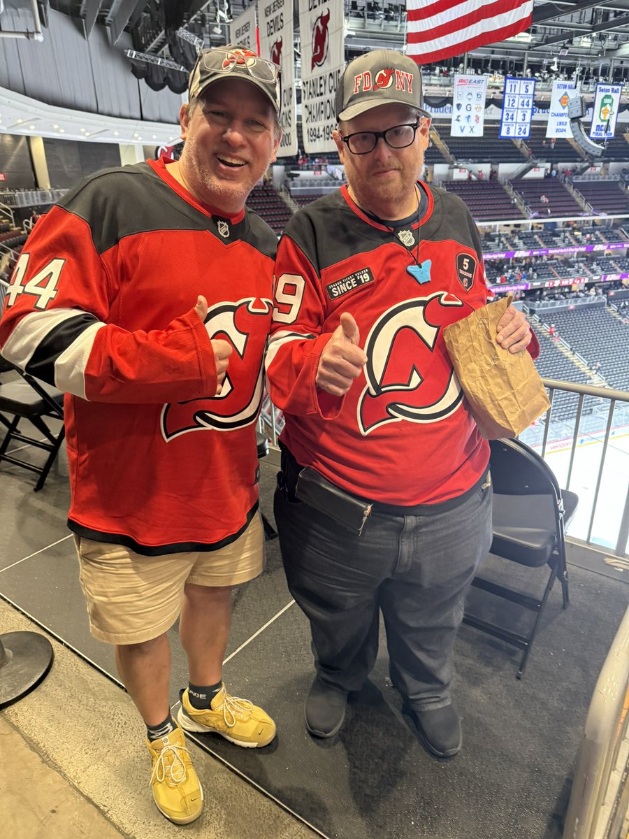 MikeAmend's tweet photo. @usahockey Just a couple of #NJDevils fans !!! https://t.co/iwAlcO4AD0
