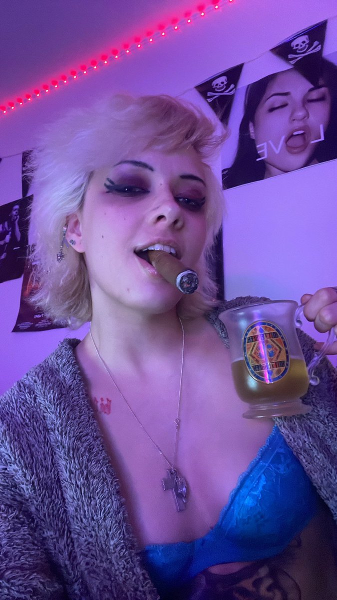 glitterqueen99⚡️ NSFW tweet media