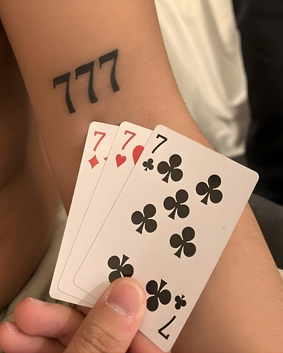 Deep Thoughts 💭 tweet media