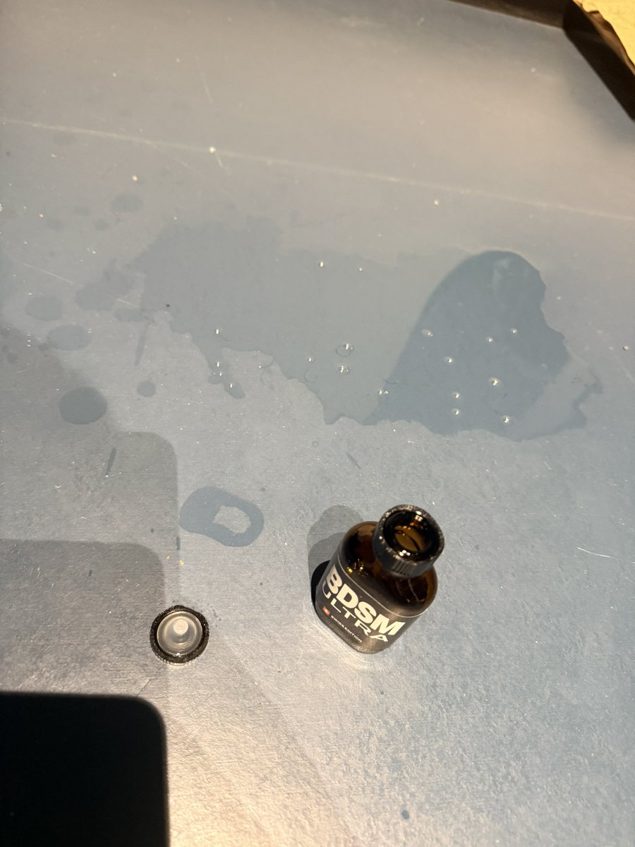 这人没有1⃣️8⃣️cm tweet media