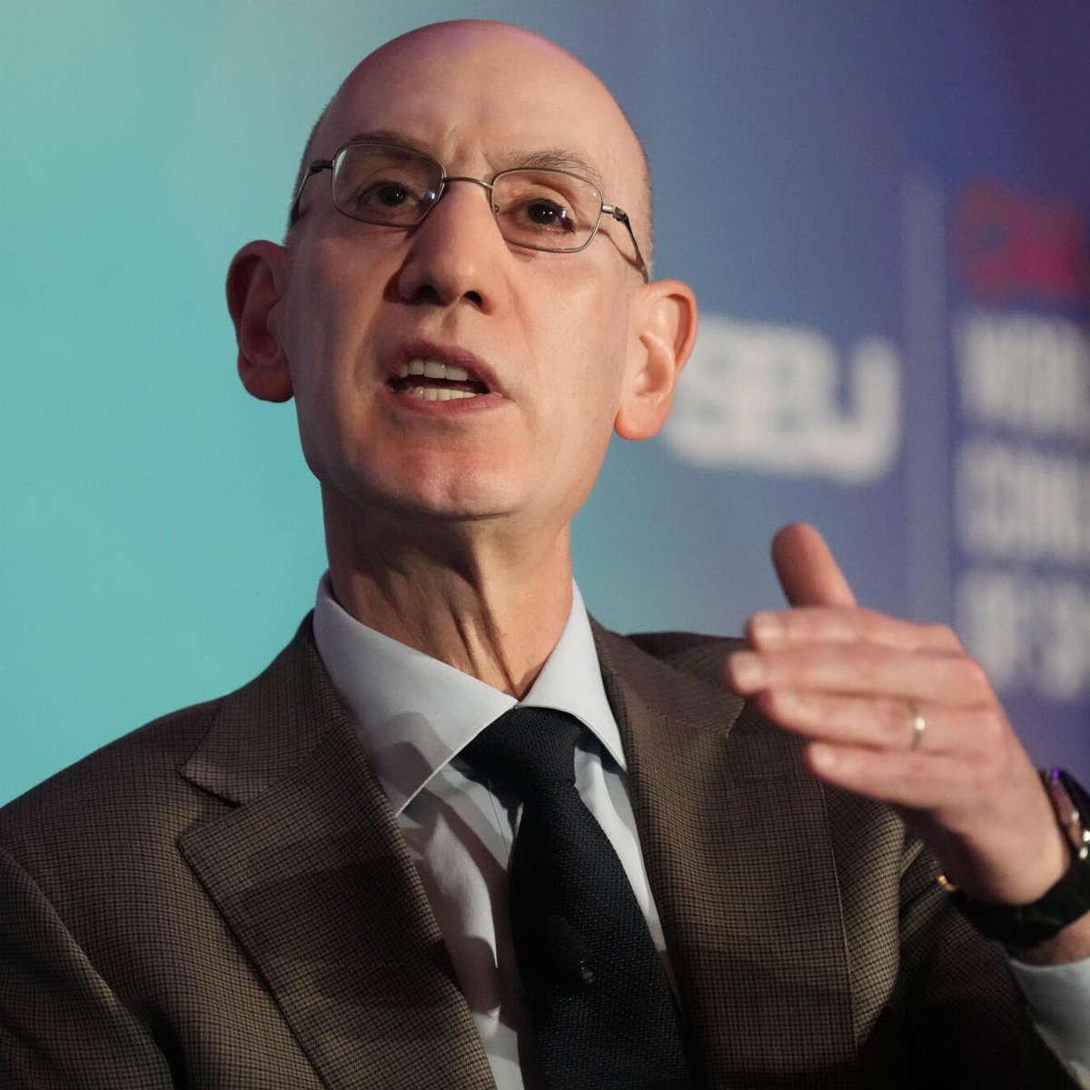 Legion Hoops tweet media