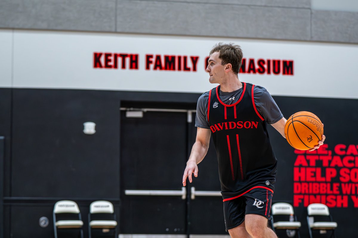 Davidson Basketball tweet media