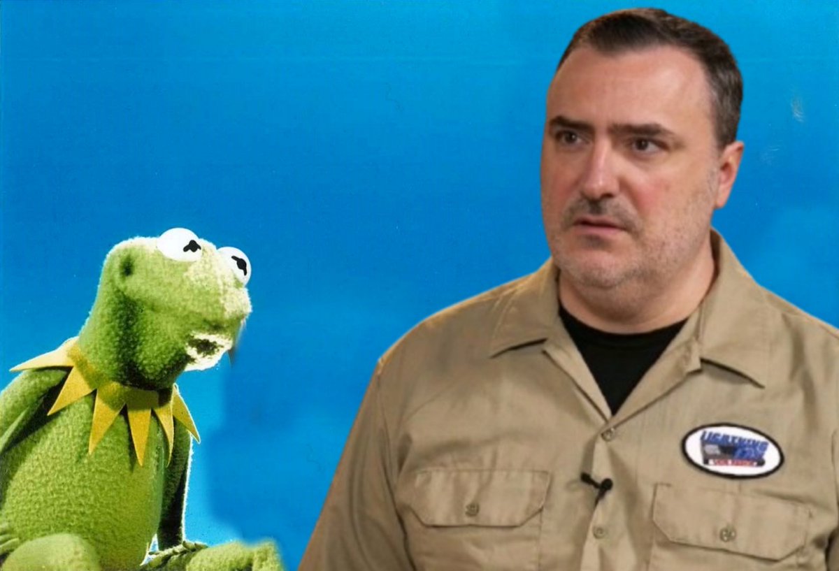 It's The Muppet Show with our very special guest star Mike Stoklasa!
