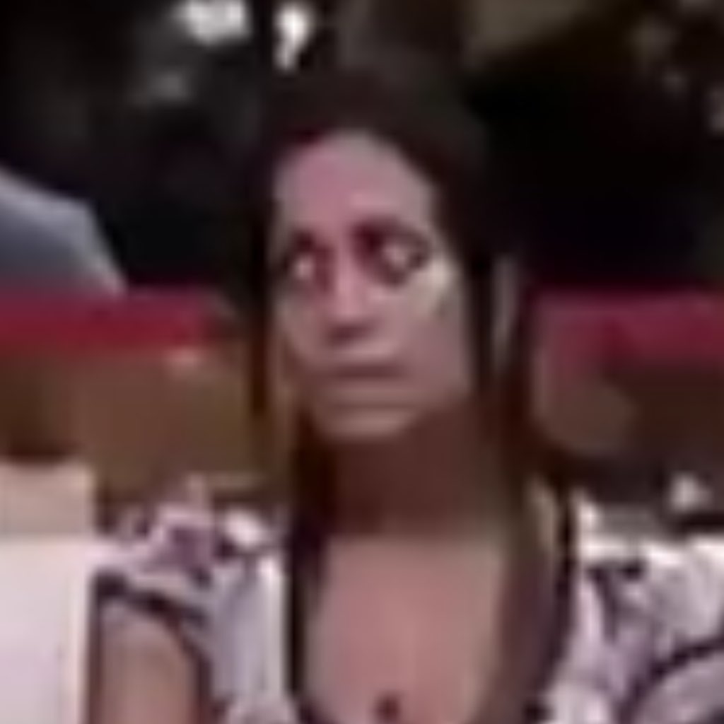 ierowalls's tweet photo. o harry acabou de lançar um album incrivel depois de anos sumido e as tidinhas da fan base já começaram as especulações sobre relacionamento e sexualidade puta que pariu vocês são INSUPORTÁVEIS ninguém aguenta mais https://t.co/H4islFpzrl