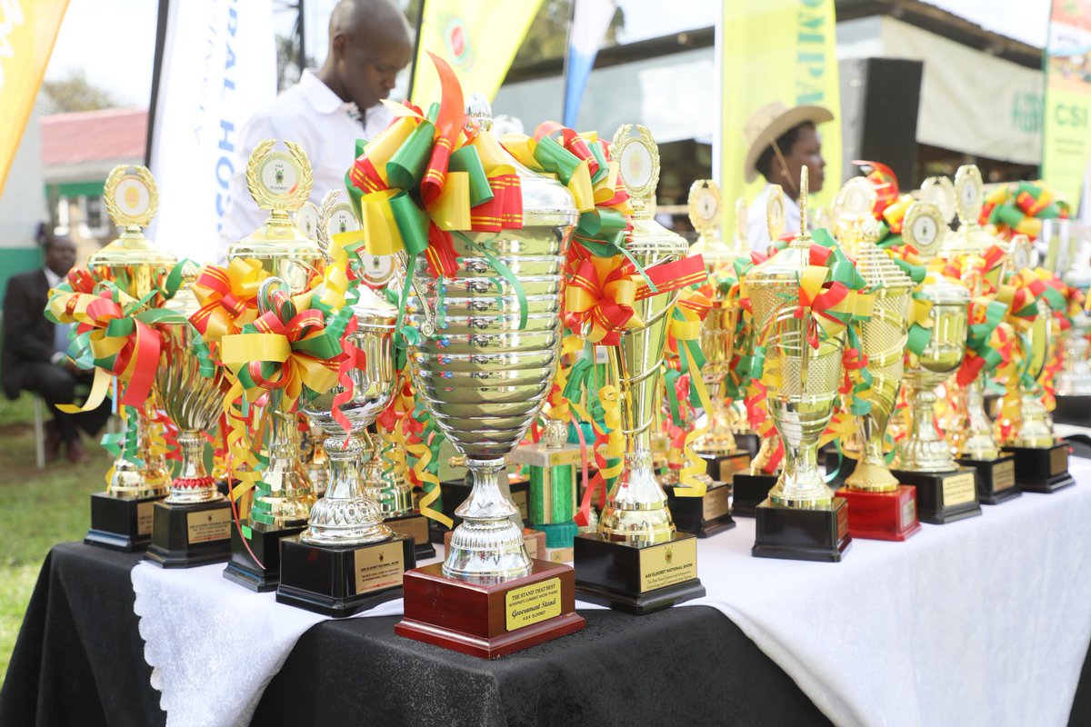 kenya_afa's tweet photo. AFA Scoops Chairman’s Cup as Governor Jonathan Bii Visits Authority’s Stand at the Eldoret ASK Show

The Agriculture and Food Authority (AFA) received the highest recognition at the Eldoret ASK Show after winning the prestigious Chairman’s Cup, underscoring the Authority’s https://t.co/ujNnG9rSeC