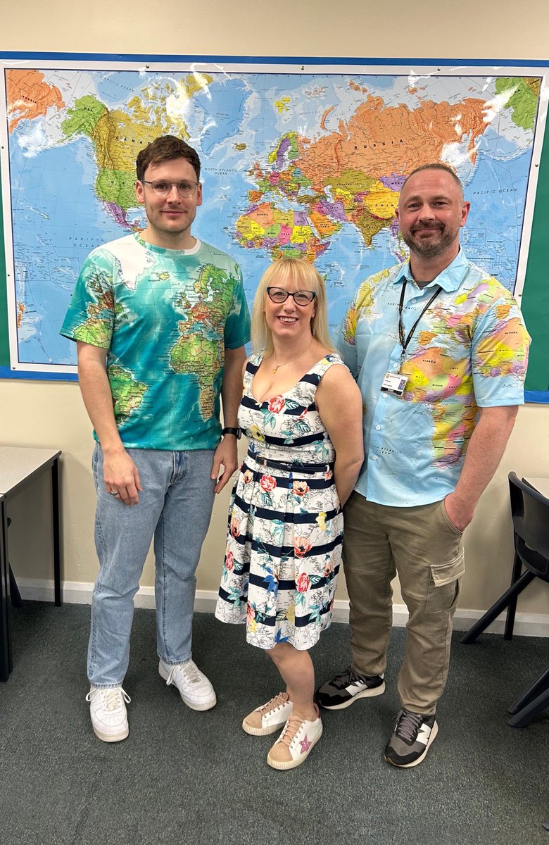 xJen1983x's tweet photo. Family costumes for World Book Day 2026 - Rosie wanted to be a Rainbow Magic Fairy (all colours as she just couldn’t decided) Toby was Percy Jackson (his favourite series of books &amp; Character at the moment) and Mummy went as part of an Atlas! 🤓🌍 @BirstallAcad13 https://t.co/jrw5rgSyp1