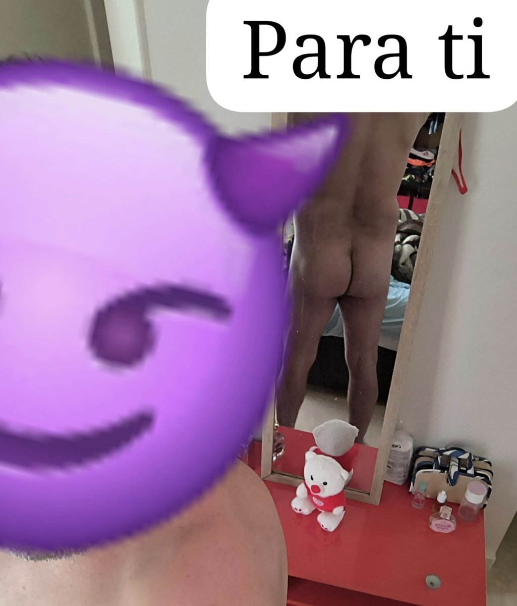 Con las ganas de vicio que tiene y nadie lo aprovecha... Unas nalgadas mientras le dan rabo sería una buena opción para empezar..

#bisex #gay #Versatil #Pasivo #Morbo #cachondo