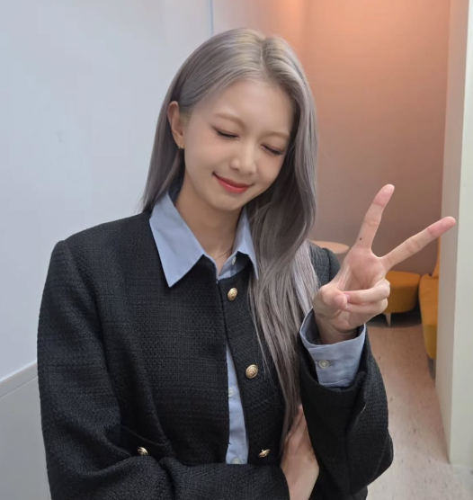 kit 킷 🐺 tweet media