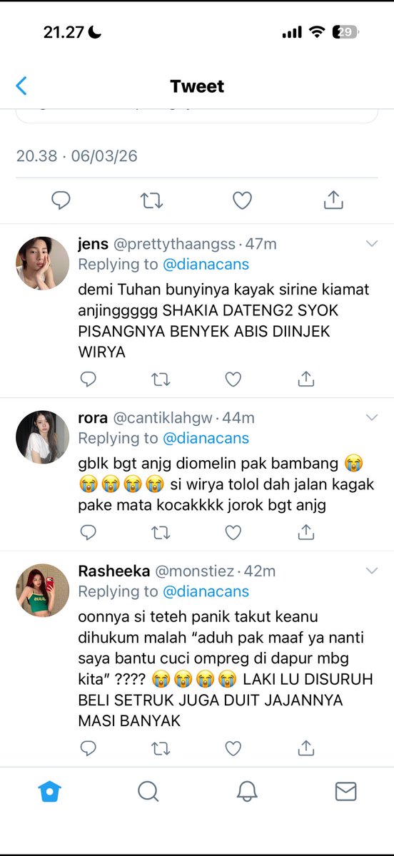 GaIocher's tweet photo. Keonhyeon agak tones au lagi skrg si keanu ngerusakin ompreng anjjj https://t.co/NP0EubQj29