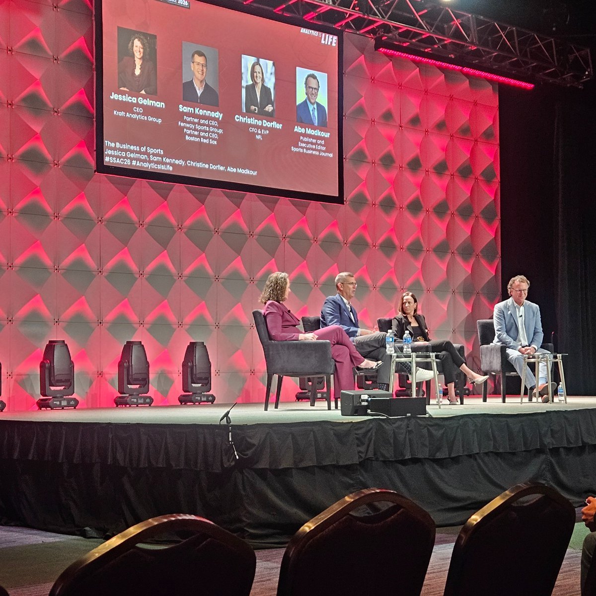 joefav's tweet photo. "We have made it so hard for fans to access content. If we make it more than 1 click away we lose them. We have to do a better job on consumer experience." Great pt by Sam Kennedy #ssac26 #sportsbiz #mlb #redsox #analyticsislife https://t.co/7rSUPWCvMo