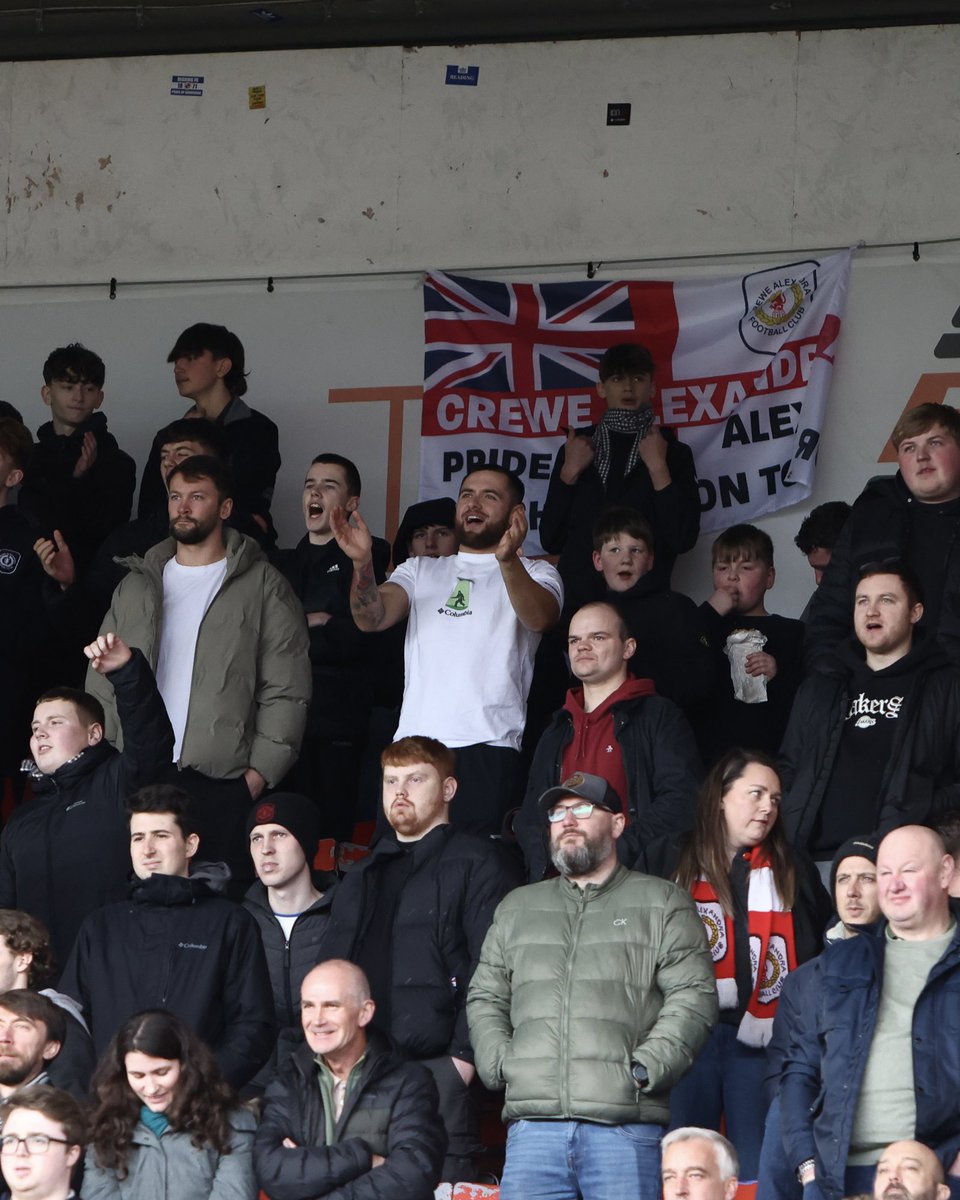 crewealexfc's tweet photo. Our full allocation for the clash with Shrewsbury Town is now completely sold out ❌

Thank you for your magnificent support, Reds! 👏🔴

#CreweAlex https://t.co/gPqPEnLc3H