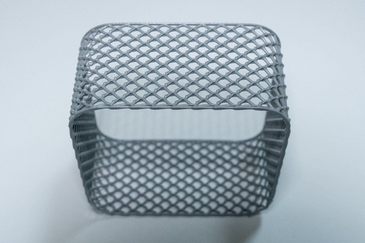 出力完了
とても良い感じです。
A1miniは無事です。
みな心配することなく印刷できますよ。