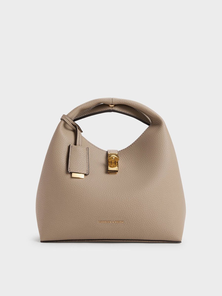 CHARLES & KEITH メタリックアクセントバケットバッグ クリーム 大人気、Chance チャンス メタリックアクセントバケットバッグから新色