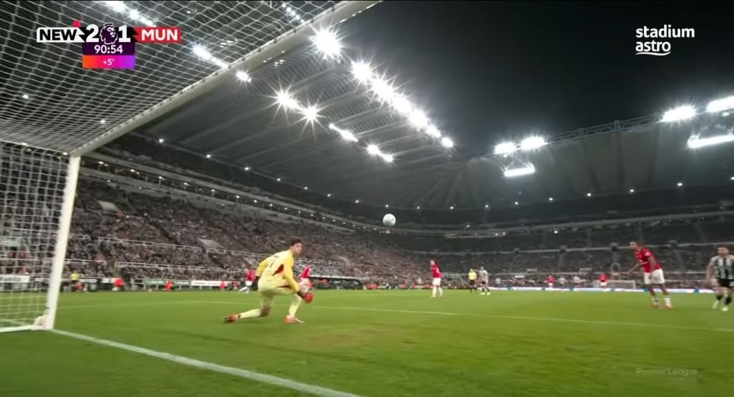 rú𝑩𝑬𝑵 🇵🇹 tweet media