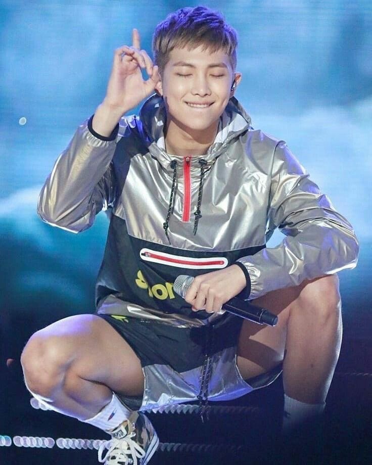 Honey thighs