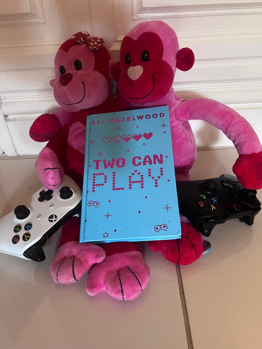 booksblabbering's tweet photo. #twocanplay #alihazelwood
#TWOCANPLAYCHALLENGE https://t.co/e4WlwDQVVp