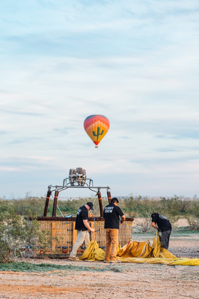 BalloonsAZ's tweet photo. Our team is what makes the magic of ballooning happen ✨

From booking your reservation, to ensuring our equipment is in tip top shape, to providing a safe flight + preparing your post-flight bites - our team does it all + we're so grateful 🙏🏼

Happy Employee Appreciation Day! 👏🏼 https://t.co/8RCgZ5opZh