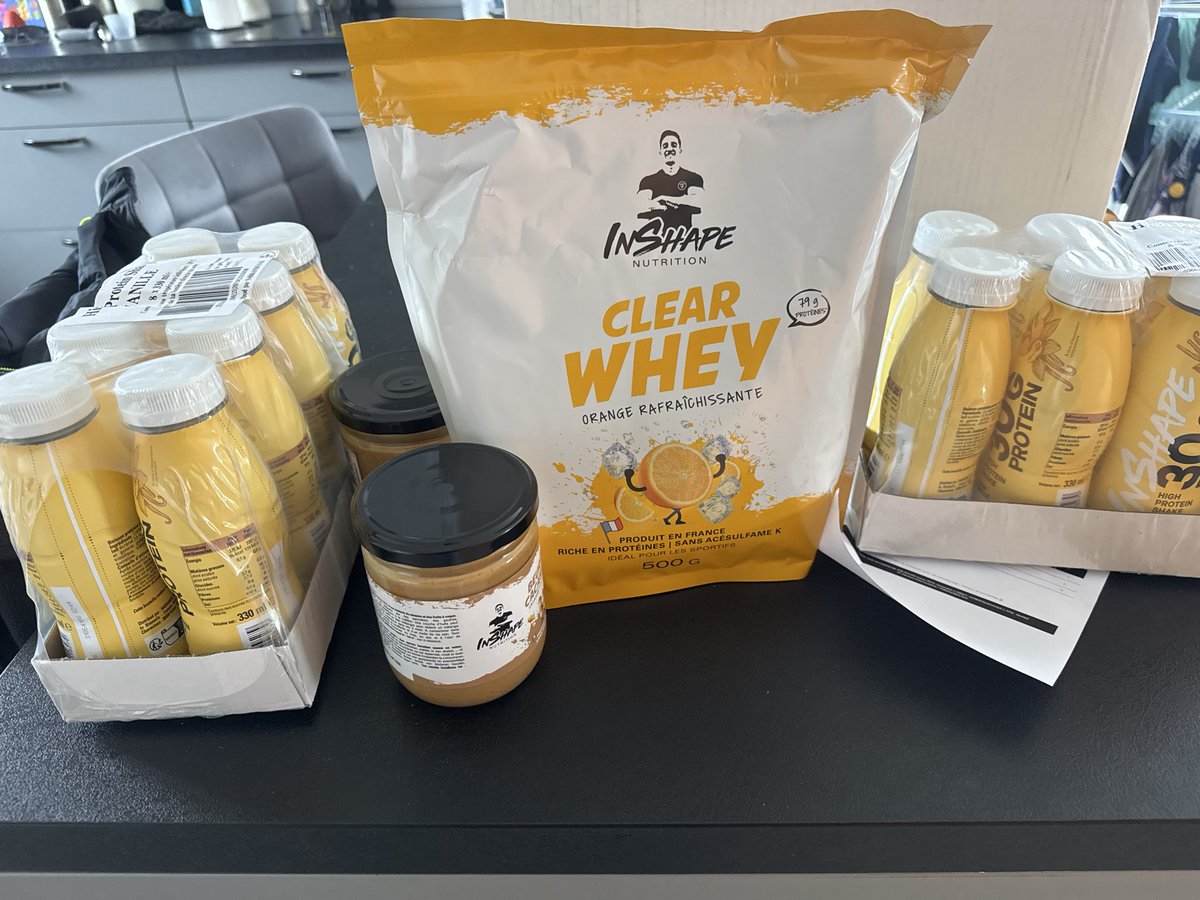 Neokyash's tweet photo. @TiboInShape Commande reçu merci @TiboInShape https://t.co/SjKLvGiTXM