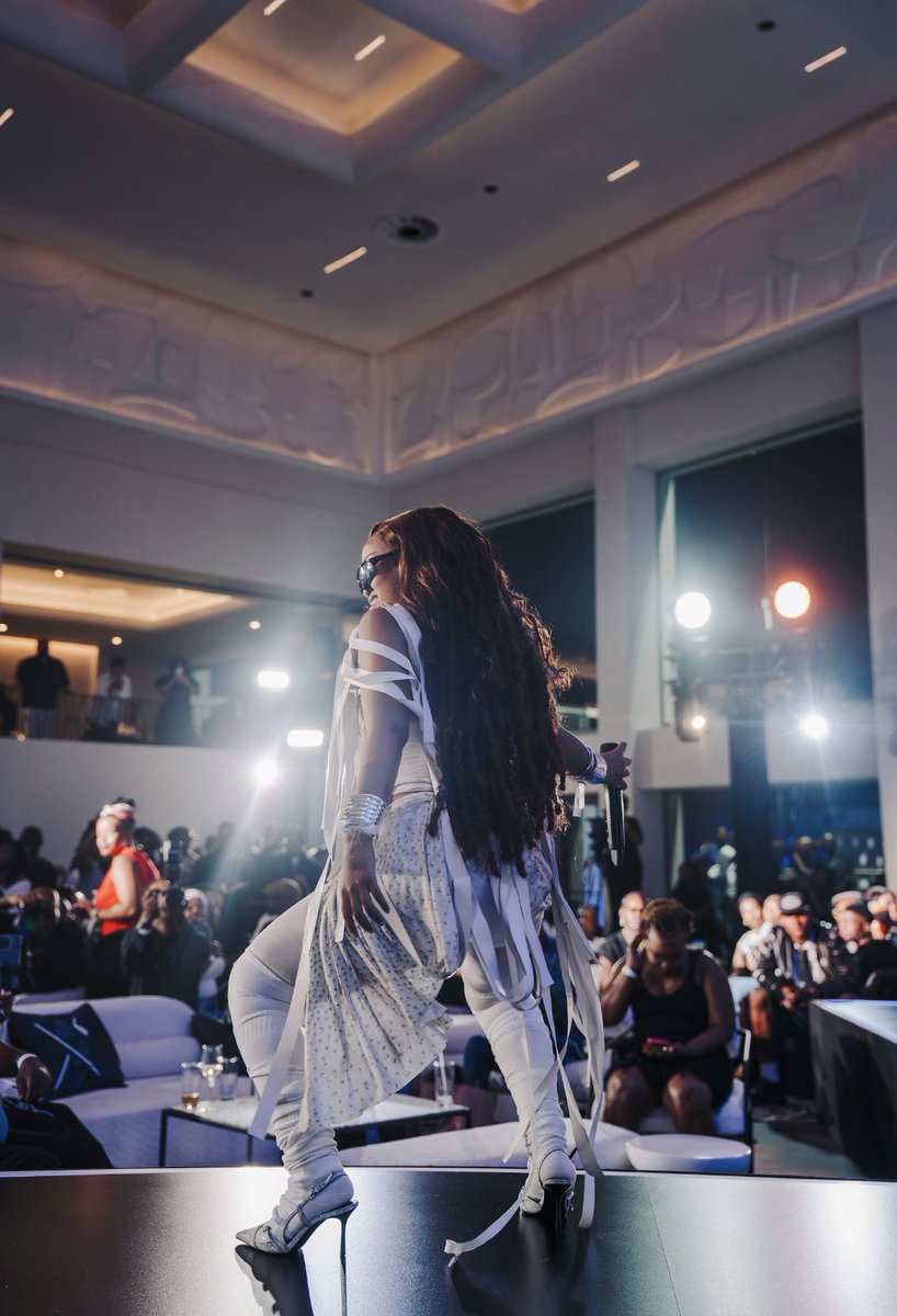 Front Page tweet media