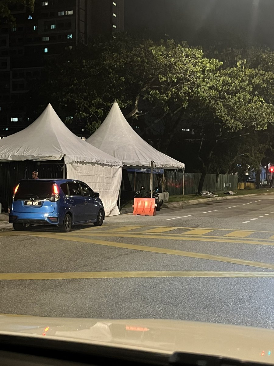 chaseyrdreamali's tweet photo. @mynewshub Area rumah aku pun ada.sape sape tahu  how to report to dbkl? https://t.co/hmY0IpEMFn
