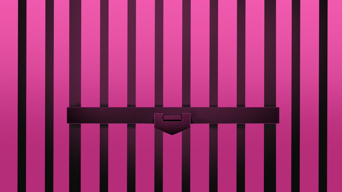 pinksummer_219's tweet photo. 3.7  20:00  comingsoon...👠🔫 https://t.co/lICxsUxsMr