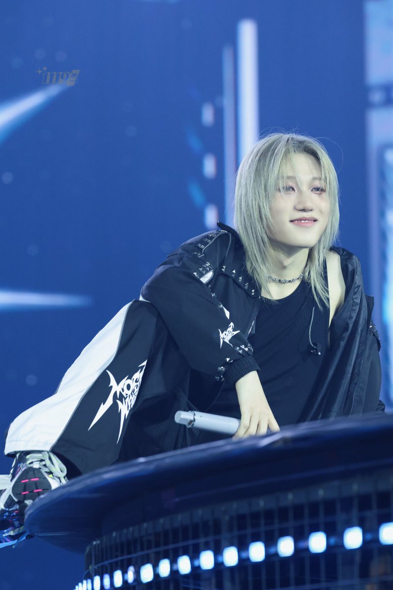 glitterseobie's tweet photo. yeah so right and like ok and yeah https://t.co/HAY01vLyq8
