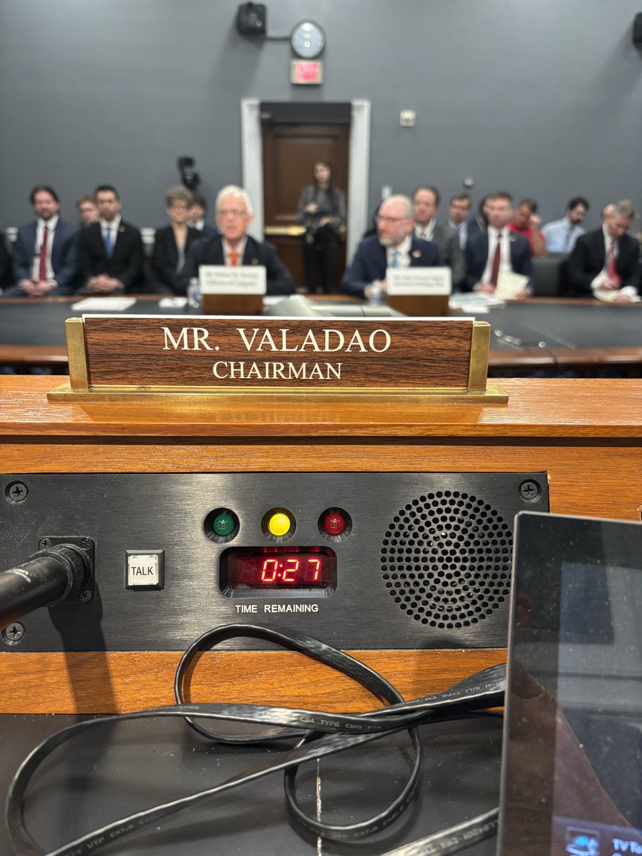 Rep. David Valadao tweet media