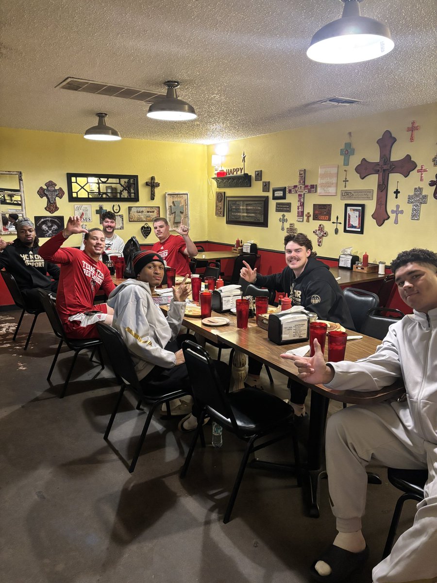 Rob Greene tweet media