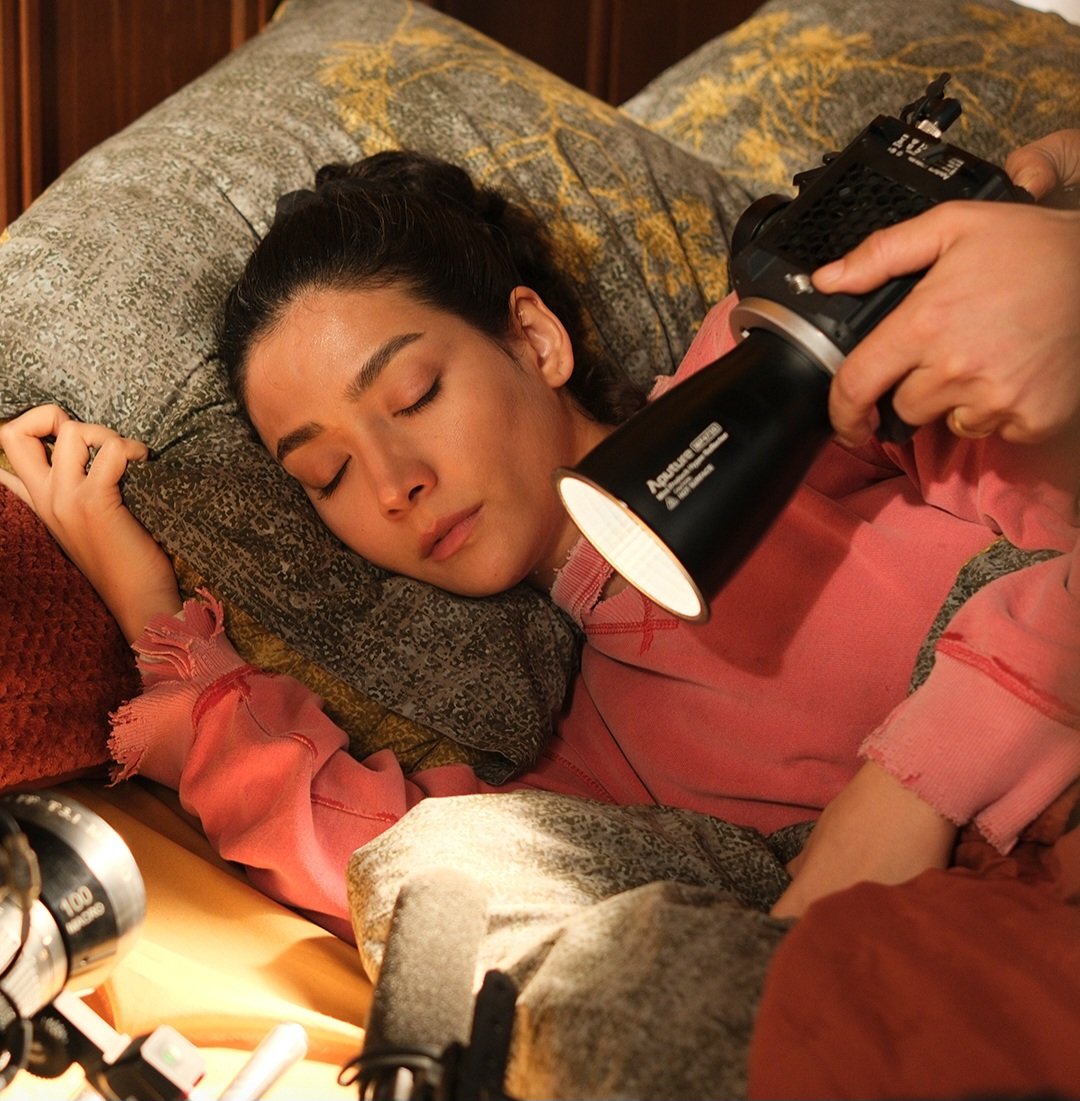 Dokunmayın çiçeğime dinleniyo bu parıltılı hayatı yaşamak kolay değil