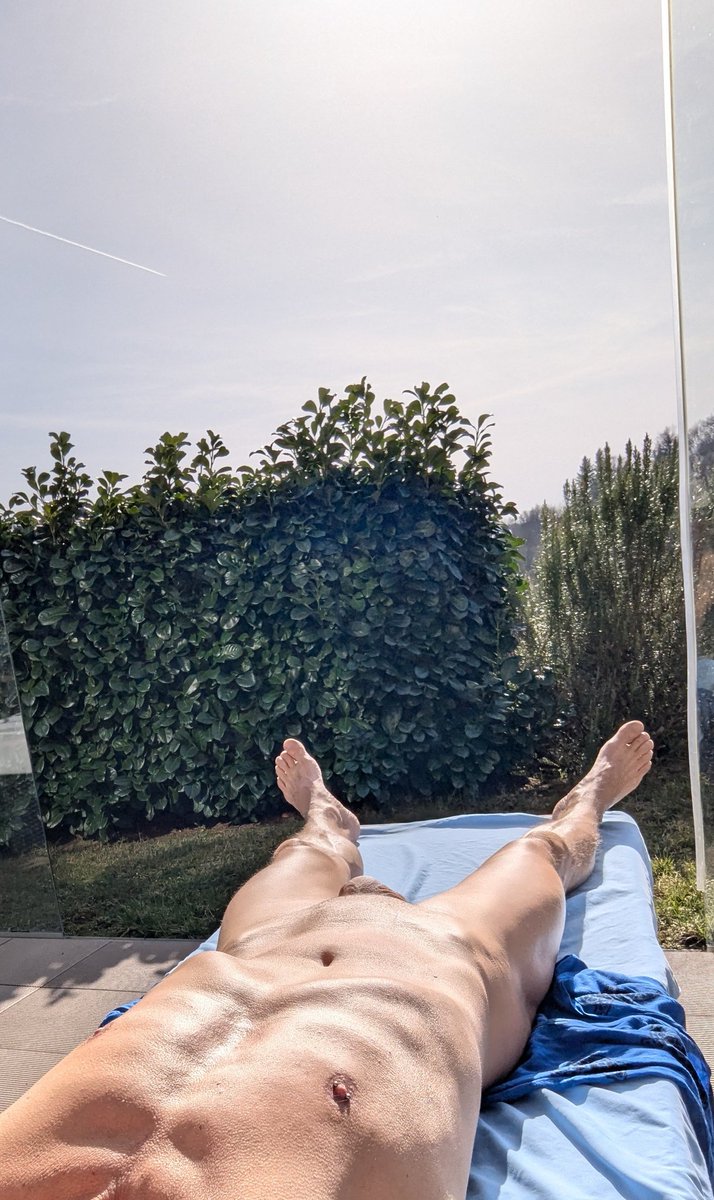 Chrisnew tweet media