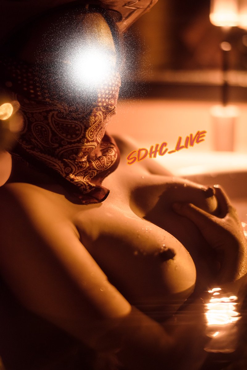 Find_your_own_light tweet media