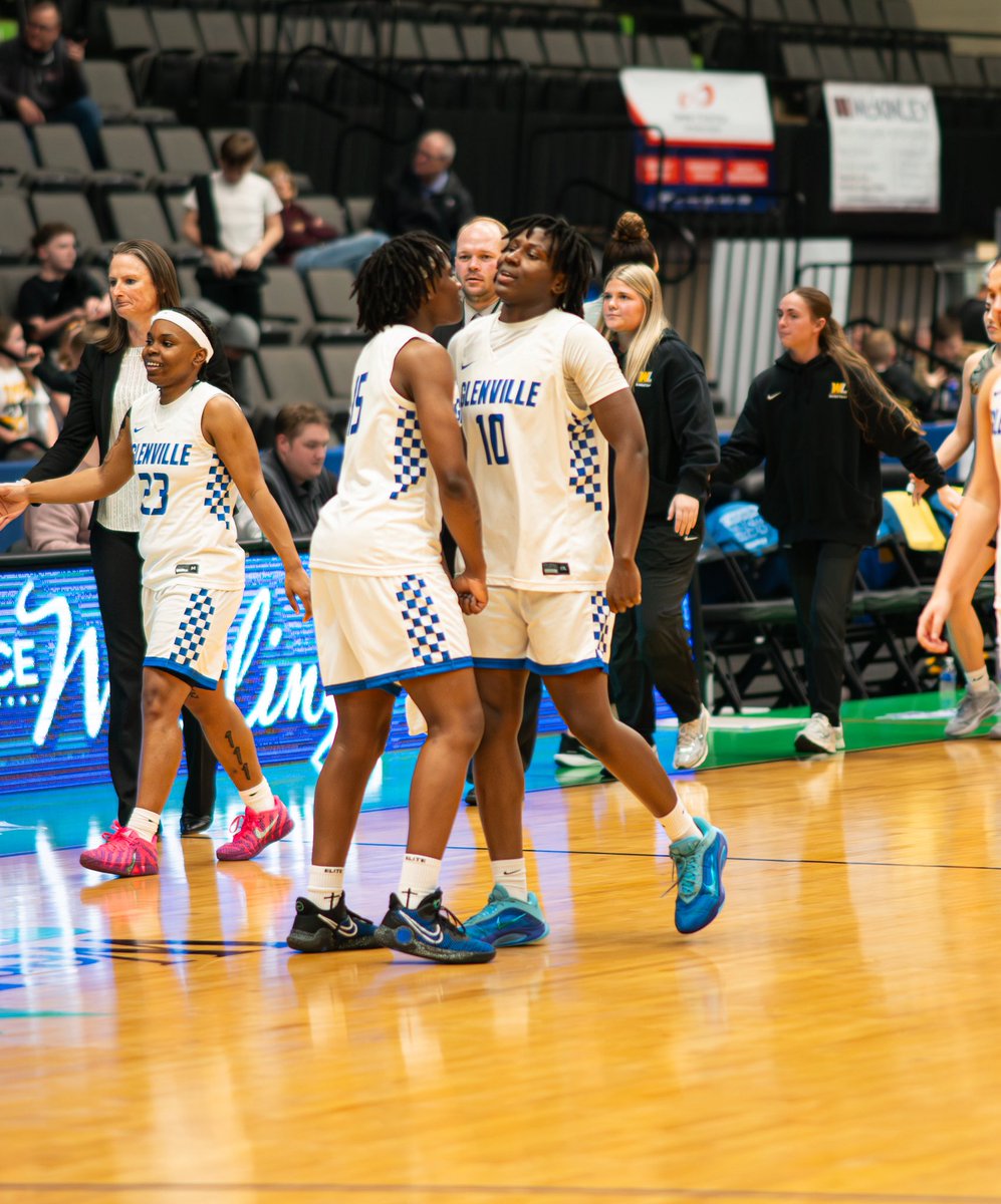 LadyPioneers_'s tweet photo. ☝️ down

#GoPioneers https://t.co/N0J0OUXHp2