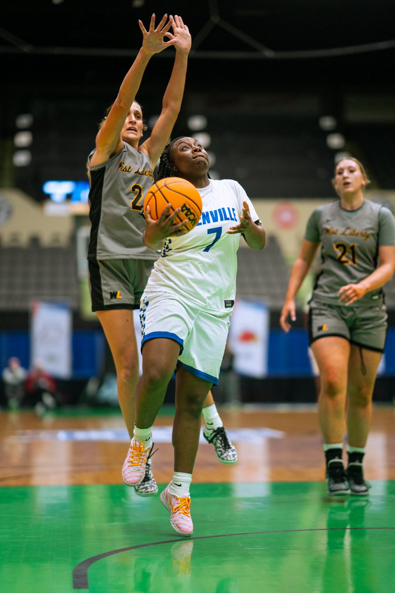 LadyPioneers_'s tweet photo. ☝️ down

#GoPioneers https://t.co/N0J0OUXHp2