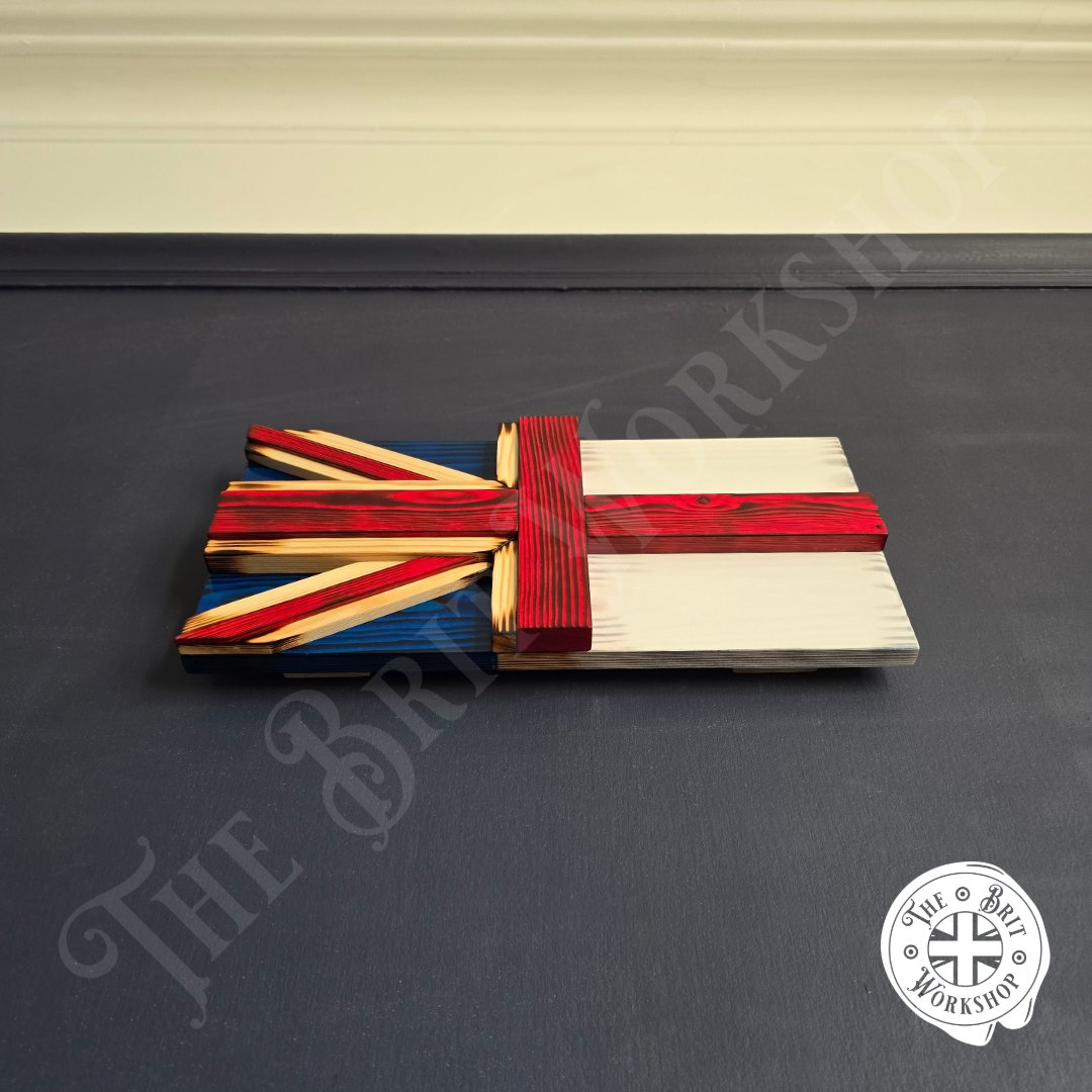 TheBritWorkshop's tweet photo. New in store, Half British Half English 3D wooden flags, for those who are proud to be British and English 🇬🇧🏴󠁧󠁢󠁥󠁮󠁧󠁿 https://t.co/SQD8etECnT