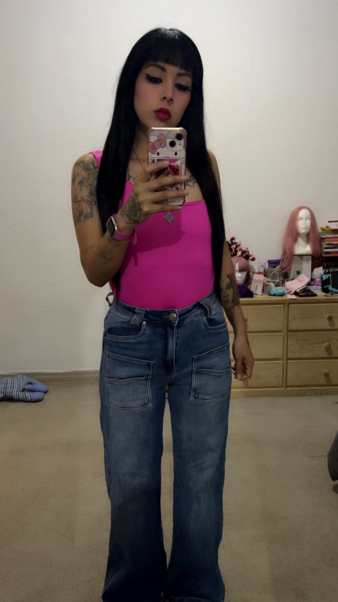 MissCandyCandy tweet media