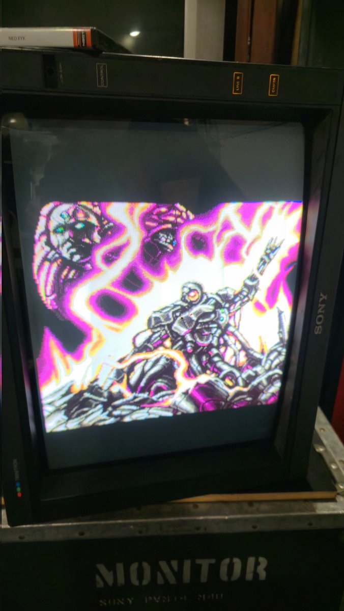 retro_tech_usa tweet media