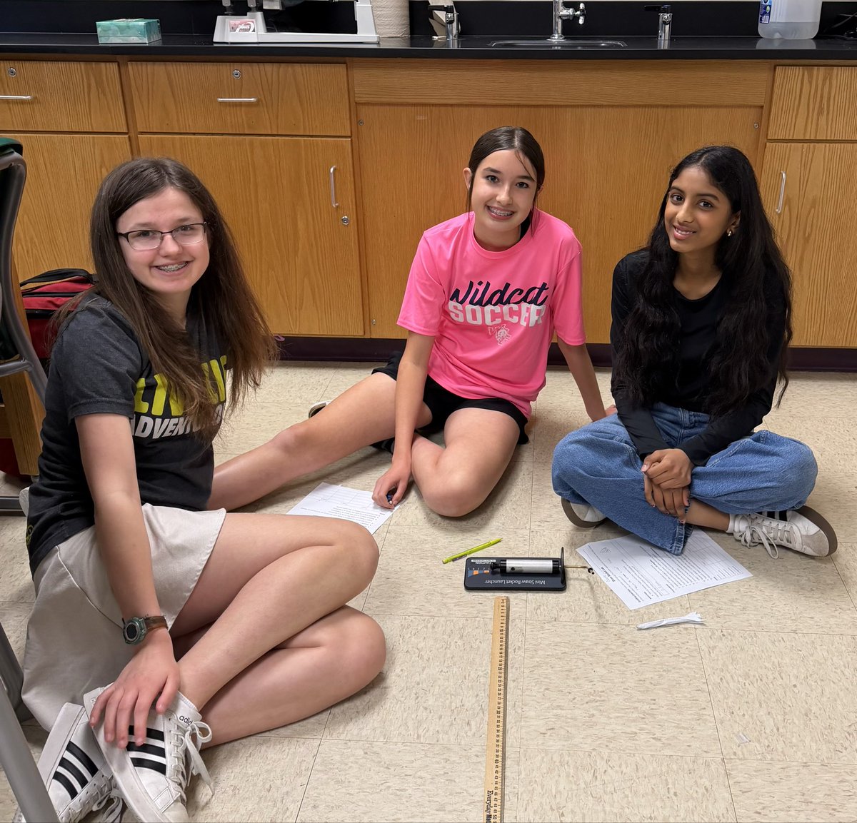 Rogers Middle School tweet media