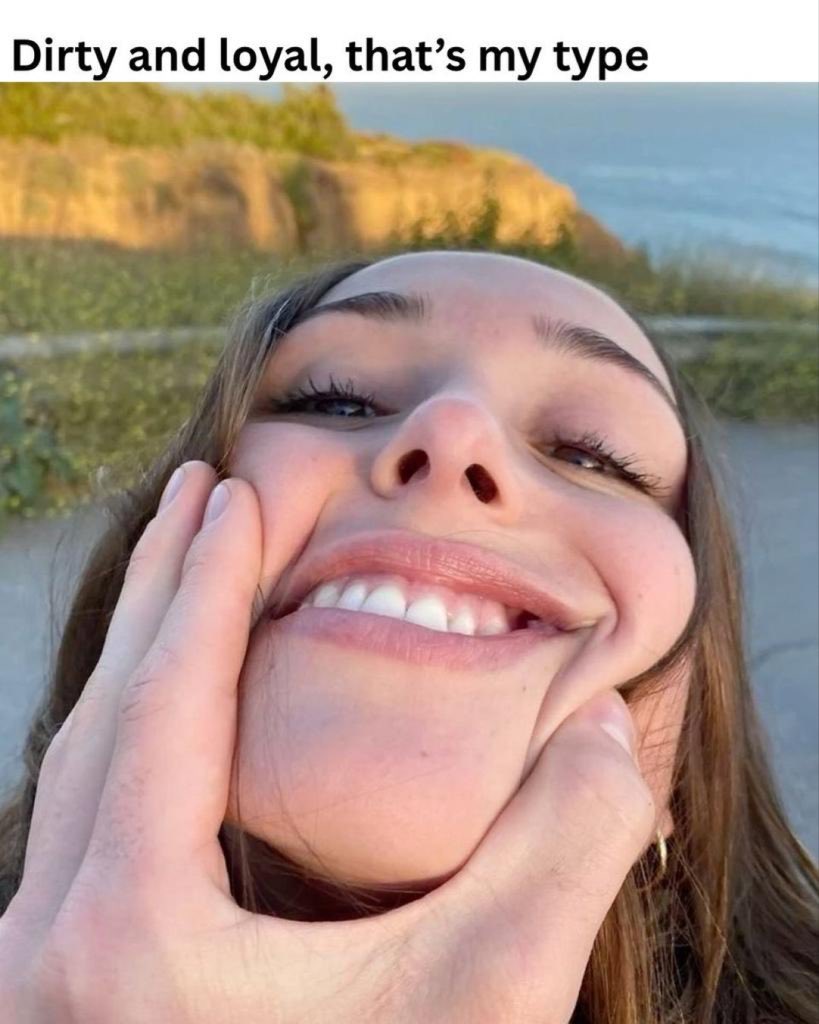 𐕣 (@ghosttcut) on Twitter photo 