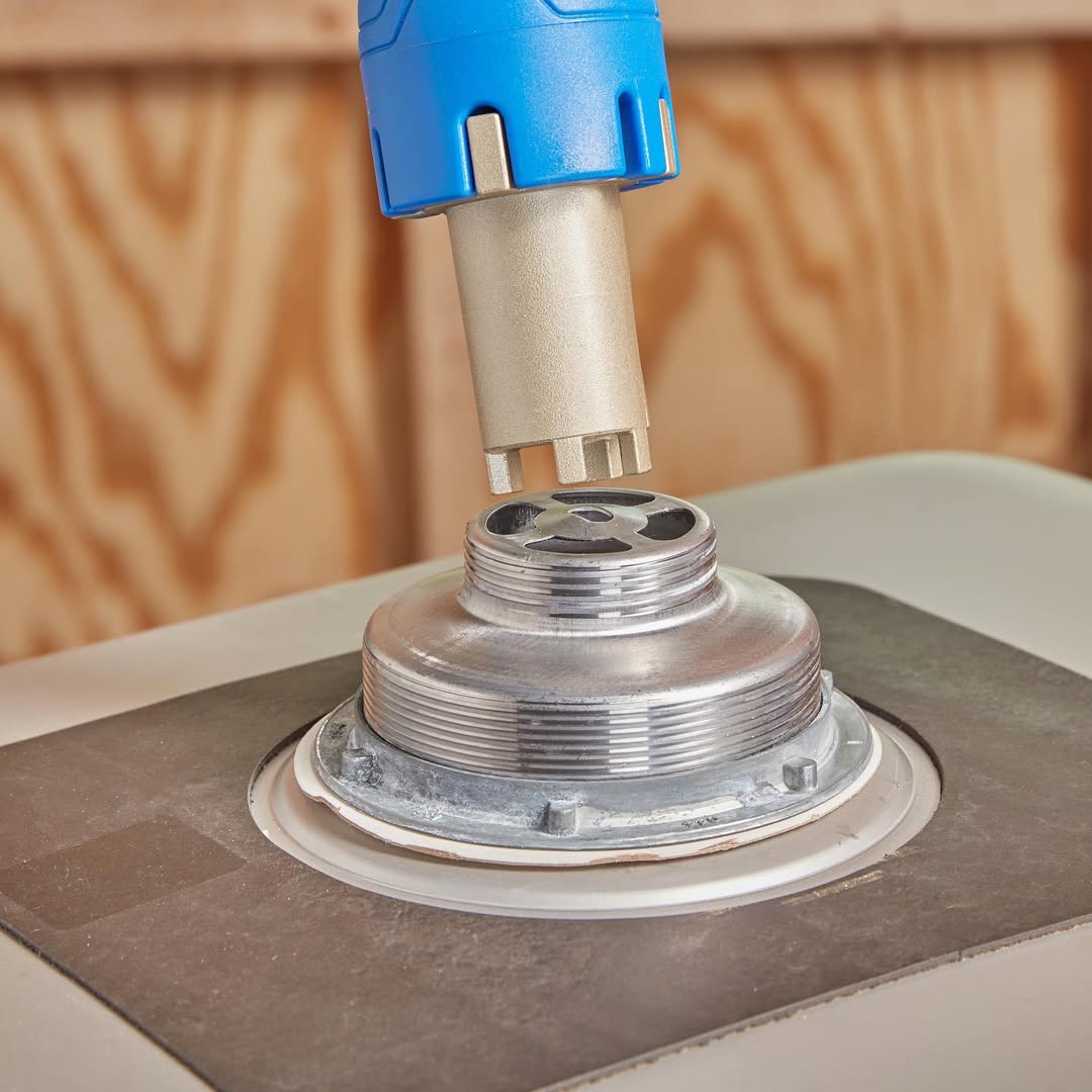 kobalttoolsusa's tweet photo. Say hello to the tool you never knew you needed! The Kobalt Faucet Change-Out tool allows you to work faster and more efficiently. https://t.co/63j1LcJWSU