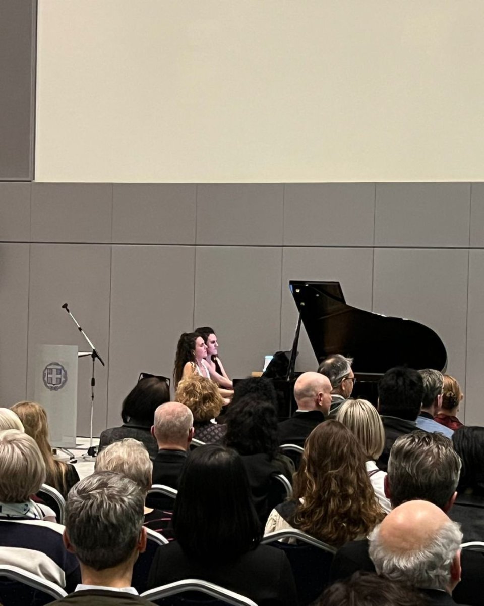 Botschaft von Griechenland in Berlin tweet media