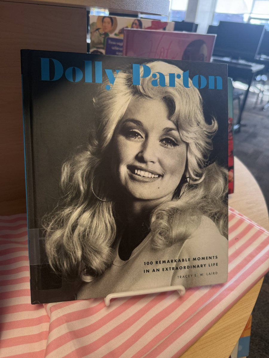 WarhawkLibrary's tweet photo. This month we are celebrating boss babes las we recognize Women’s History Month in the library. Come check out all the amazing contributions that strong ladies have made to our world. Be inspired with girl power as your own life story unfolds! https://t.co/QqnLXxGSOD