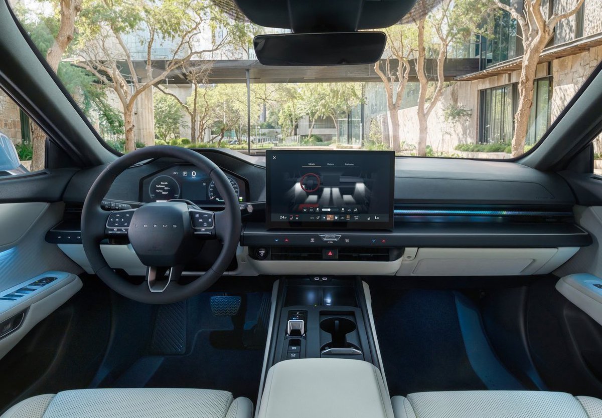 أحمد | أخبار السيارات tweet media