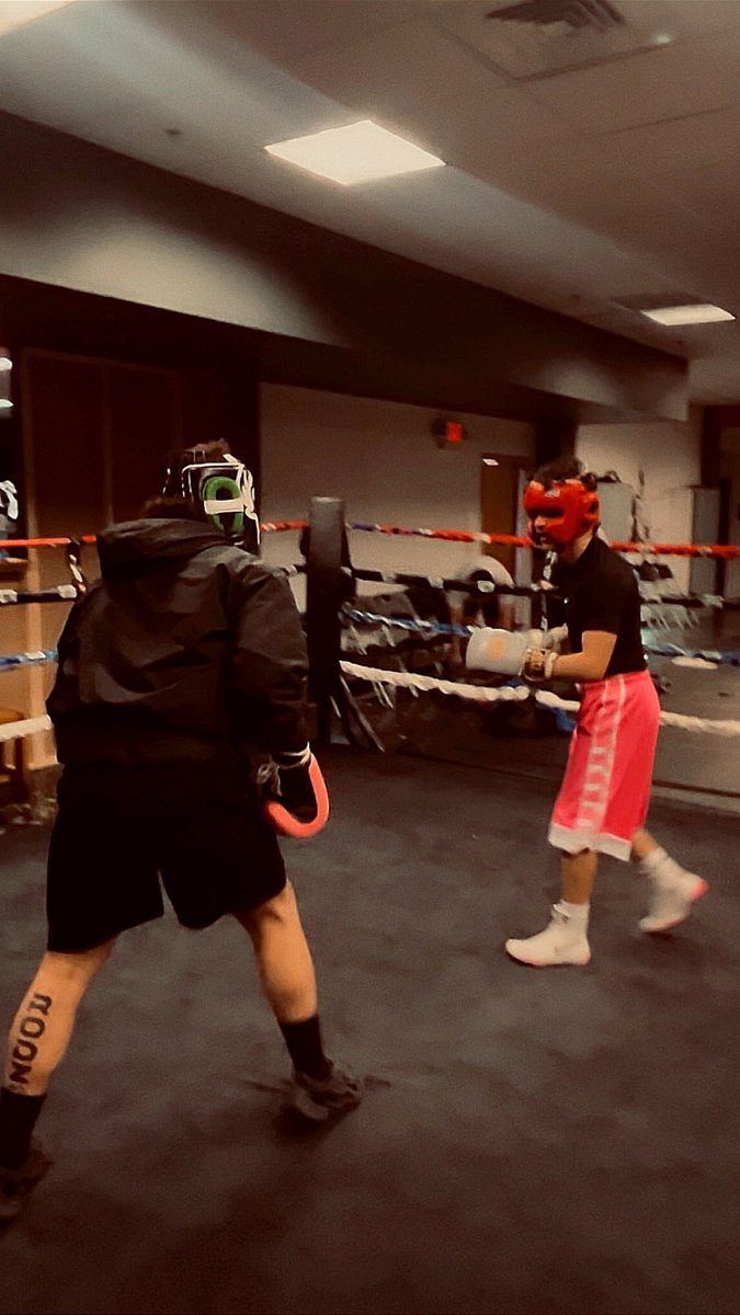 JaylenB2A's tweet image. blood sharpens blood 🩸 

@KOBKPROMOTIONS @GARZADIDTHAT 🦍💣

#LLL #LLS