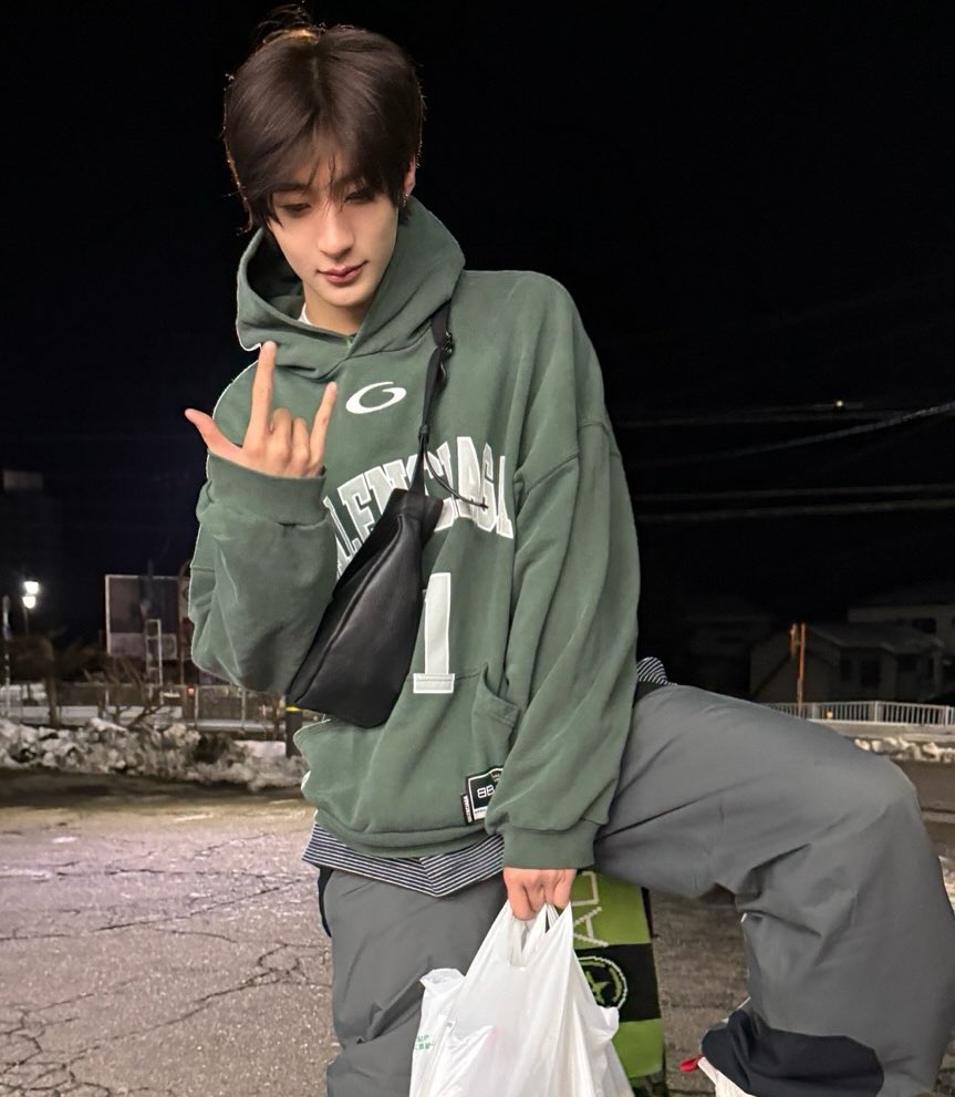 เตโอ tweet media