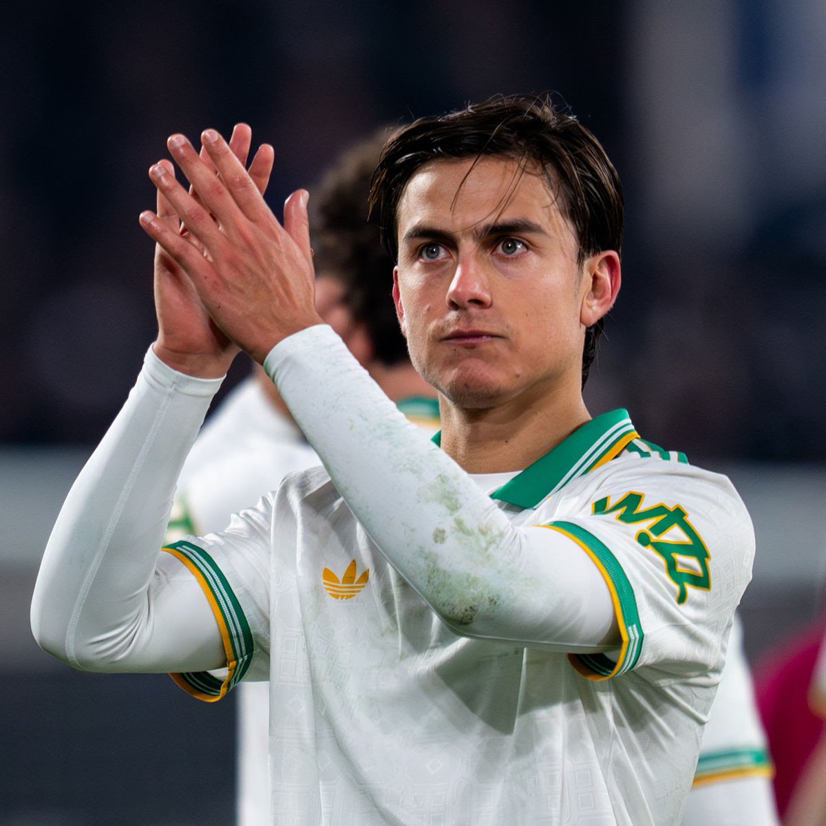 🚨Informa @dimarzio que PAULO DYBALA sintió molestias y deberá ser OPERADO de su RODILLA IZQUIERDA.

❌Tendrá para UN MES de RECUPERACIÓN.