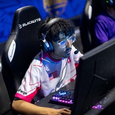 SMICHO15 tweet media