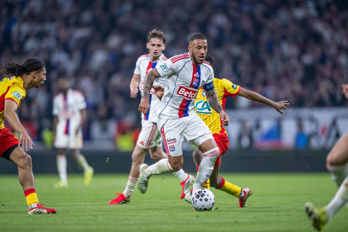 Corentin Tolisso tweet media
