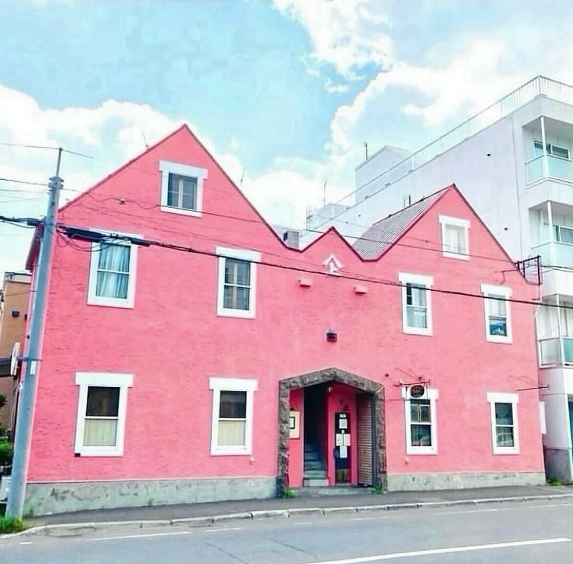 vaasa111's tweet photo. 3/7.8.9 vaasäのアトリエ��店舗オープン！

3/10〜15 さいとうギャラリー(YOKO SATOのみ)
3/13.14.15 vaasä単独出店 in チカホ
3/27〜4/3 グリュック雑貨マーケットin 丸井今井
4/8〜13 アミュプラザ長崎(九州出張)
4/18.19 vaasäのアトリエ実店舗
4/21〜26 江別蔦屋書店POP UP
#vaasä
#finlandvintage https://t.co/UWF1UuvTlK