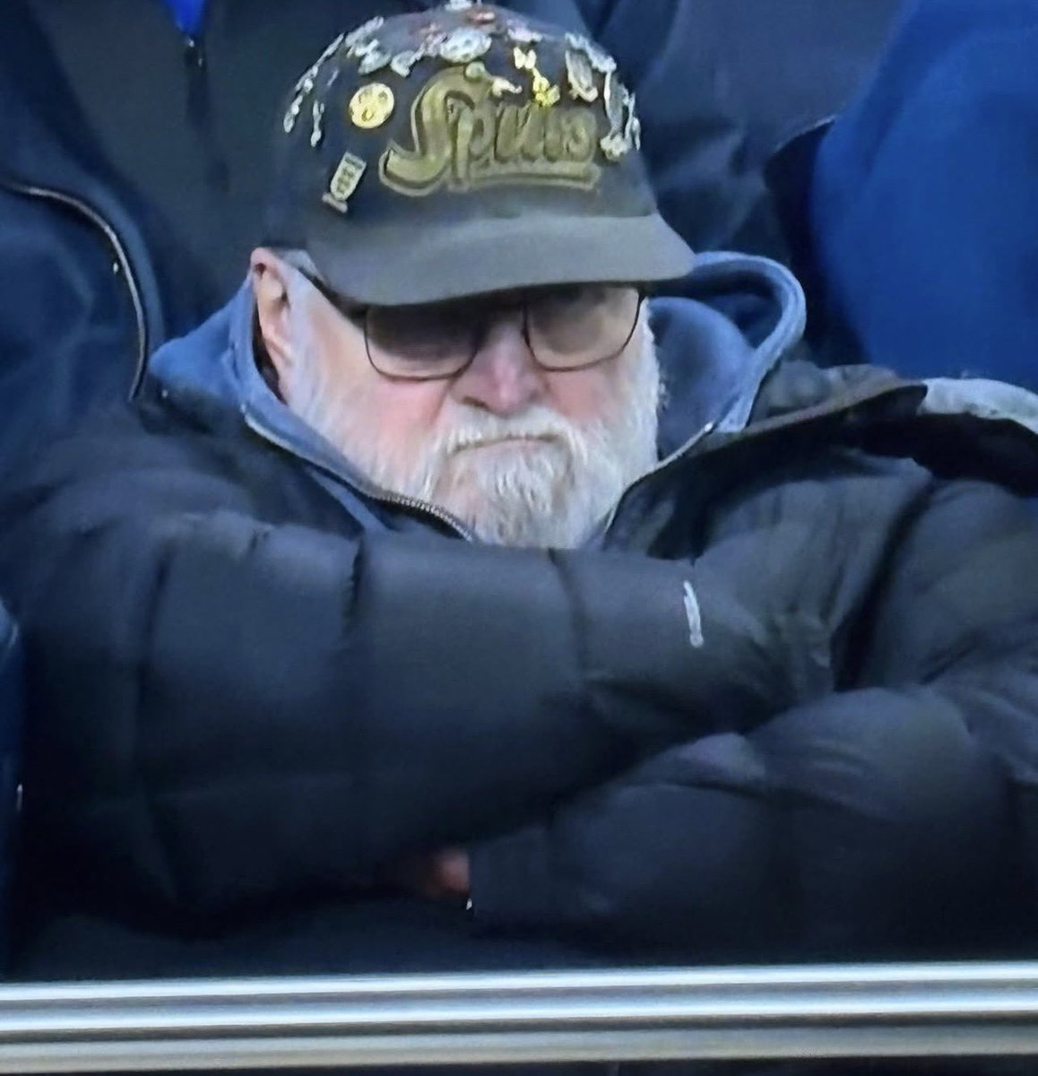 aaronsidwell's tweet photo. George RR Martin watching the final series of Game of Thrones 

#Spurs #WhatdowethinkofTottenham https://t.co/lzrKumuUUu