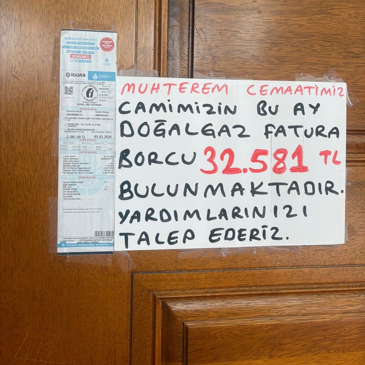 bosunatiklama's tweet photo. İstanbul'da bir camiye asılan yazı: https://t.co/DwxOWiwKWl